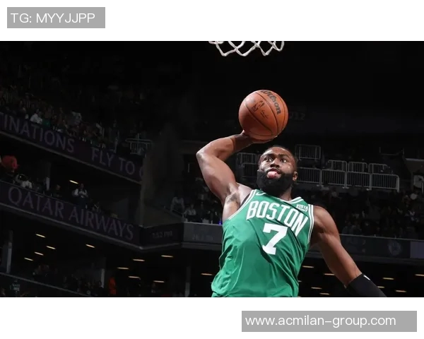 杰伦布朗称赞米诺特表现出色期待其在稳定性上持续进步 杰伦布朗称赞米诺特表现出色期待其在稳定性上持续进步