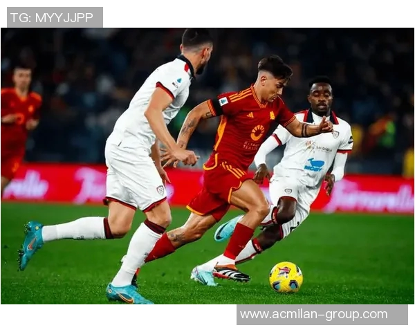 万名那不勒斯球迷现场助威罗马警方面临巨大安保压力