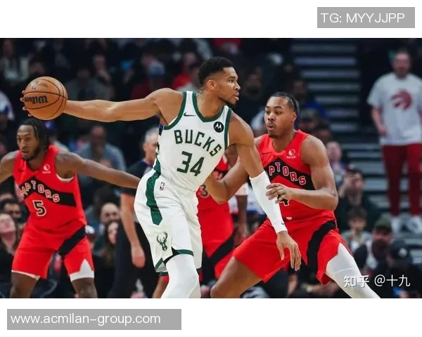 张佳玮分析雄鹿队实力字母哥连续八年称霸东部第一人