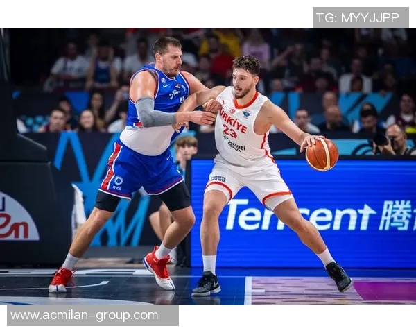 美国队阵容强大文班和字母对决东契奇约基奇申京谁能胜出