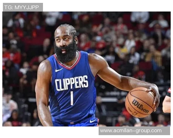 哈登谈赛季表现提升：每场比赛都在进步不断追求更好状态